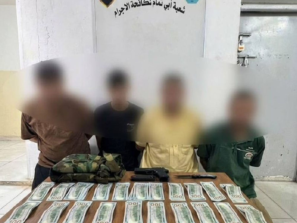 شرطة نينوى تلقي القبض على أربعة متهمين بقضايا سرقة وتضبط أسلحة ومبلغاً من الدولارات