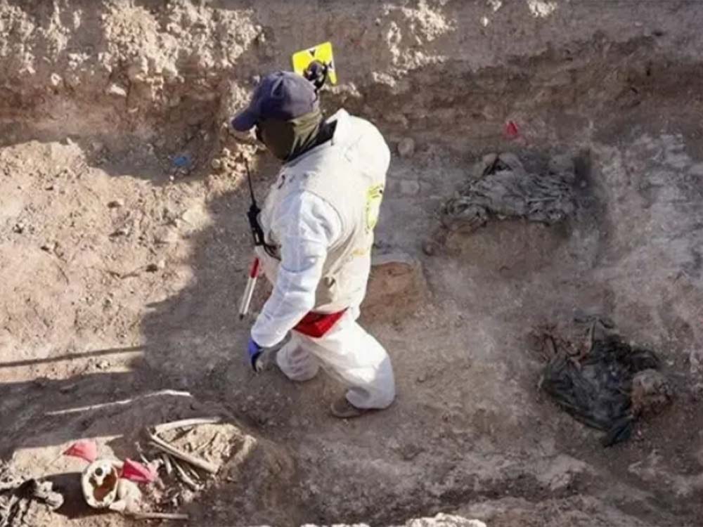 رفع رفات ضحايا من إحدى المقابر الجماعية في سنجار ضمن عمليات التعرف على هويات المفقودين