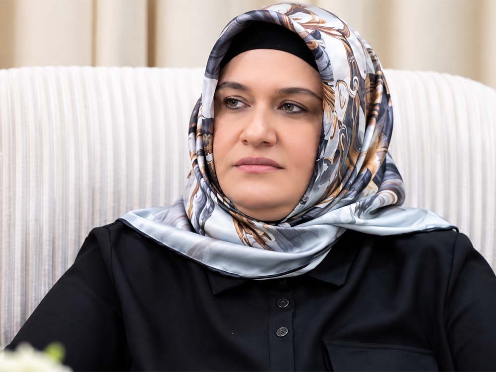 النائبة سمية الخابوري خلال حديثها عن ملف أراضي قزه فخرة وجليوخان في محافظة نينوى