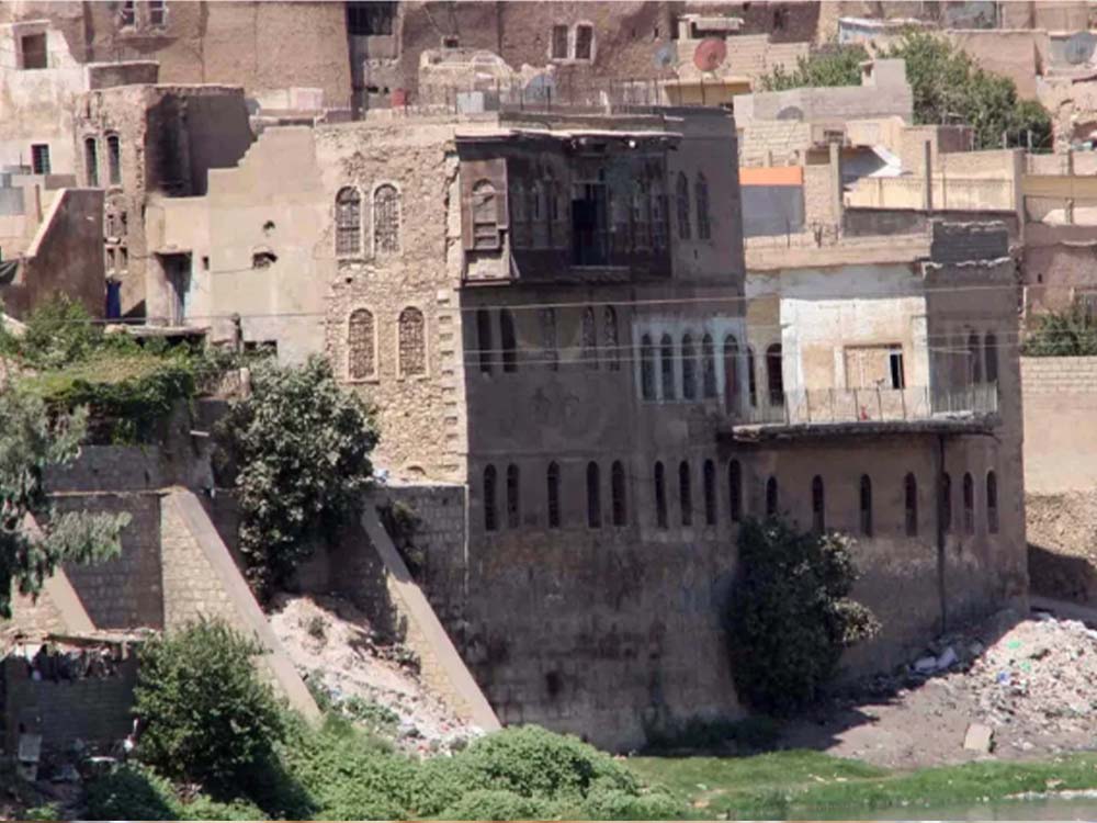 مبانٍ تراثية قديمة في الموصل تعكس الطابع المعماري التاريخي للمدينة