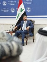 رئيس الوزراء العراقي علي فالح الزيدي يلتقي شيوخ ووجهاء عشائر محافظة نينوى في مدينة الموصل